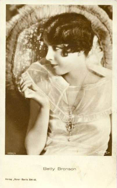 Breuer-Byron Performers Ross Verlag Postcard Images